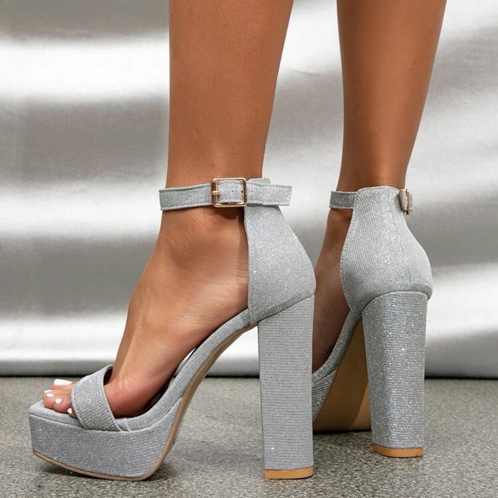 Silver Heels - image 5